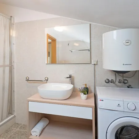 Roce Apartment *
