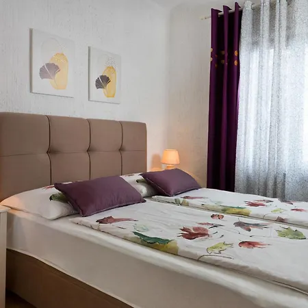 Roce Apartment *